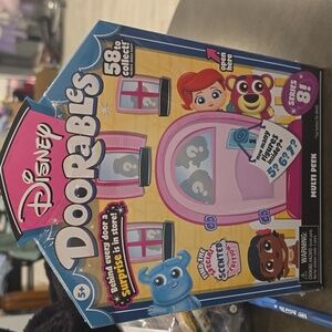 Disney's Doorables Multi Peek Series 8